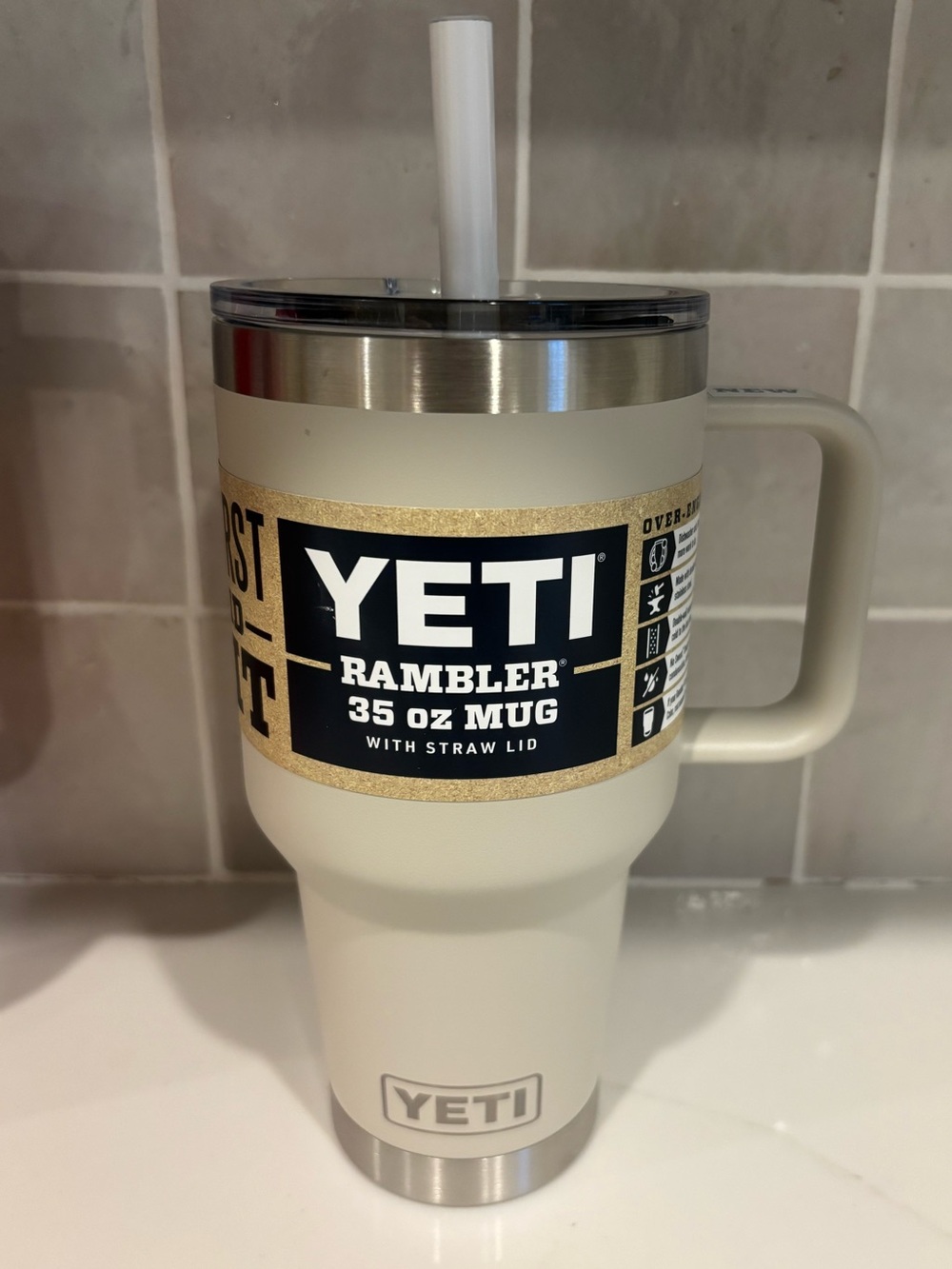BNWT 35 oz Cape Taupe Yeti rambler